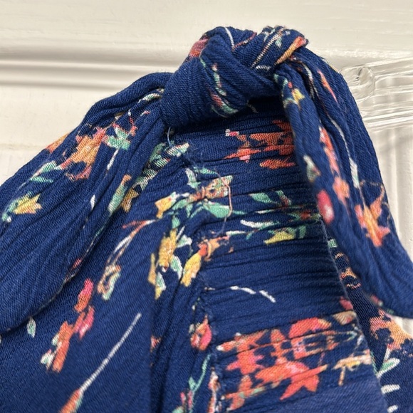 Off The Shoulder Floral Top - Picture 2 of 2